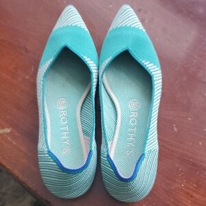 Rothy's Teal and White Pointed Knit Flats